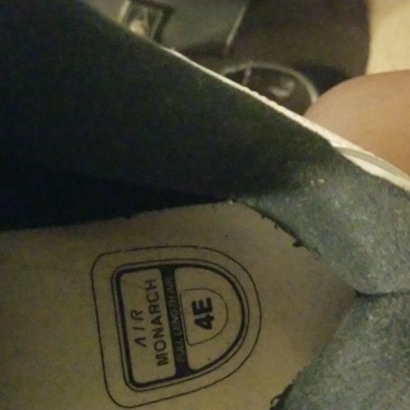 Nike Air Monarch - Picture 4 of 4